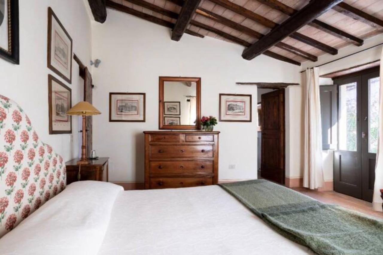 Della Genga Country Houses * Poreta