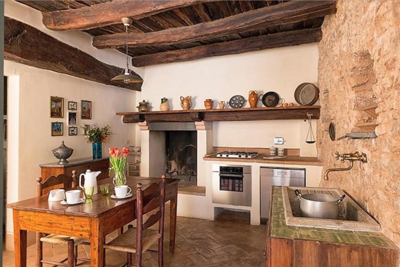 Della Genga Country Houses Holiday home *