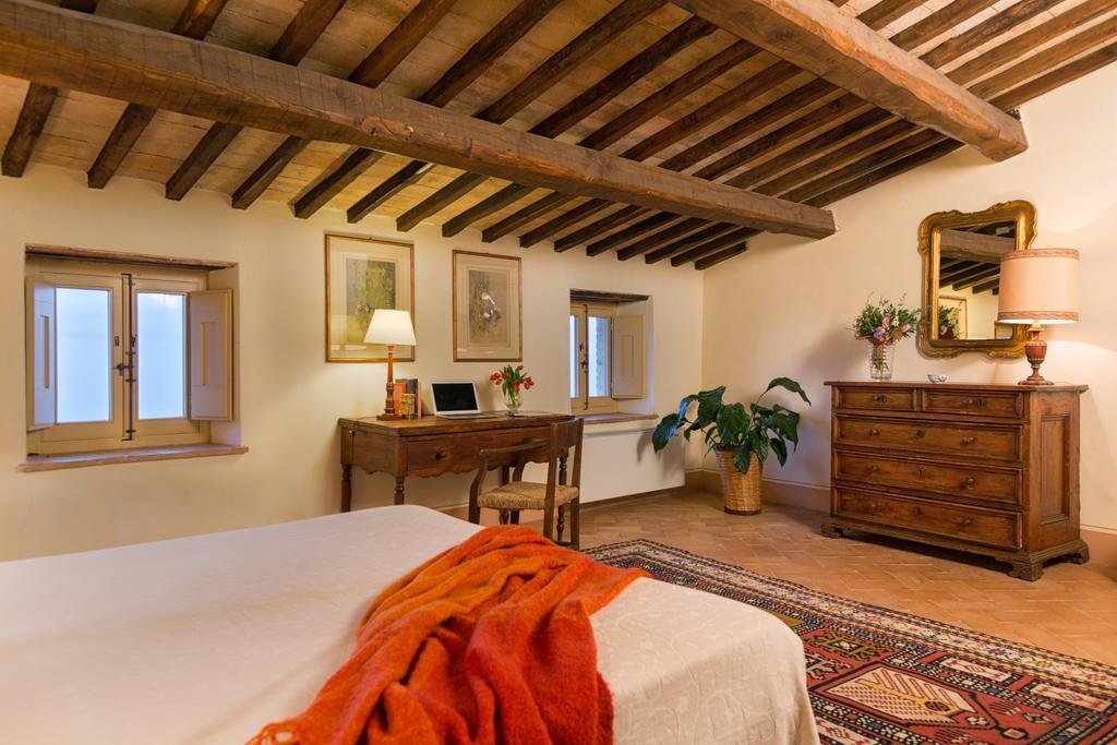 Della Genga Country Houses Poreta